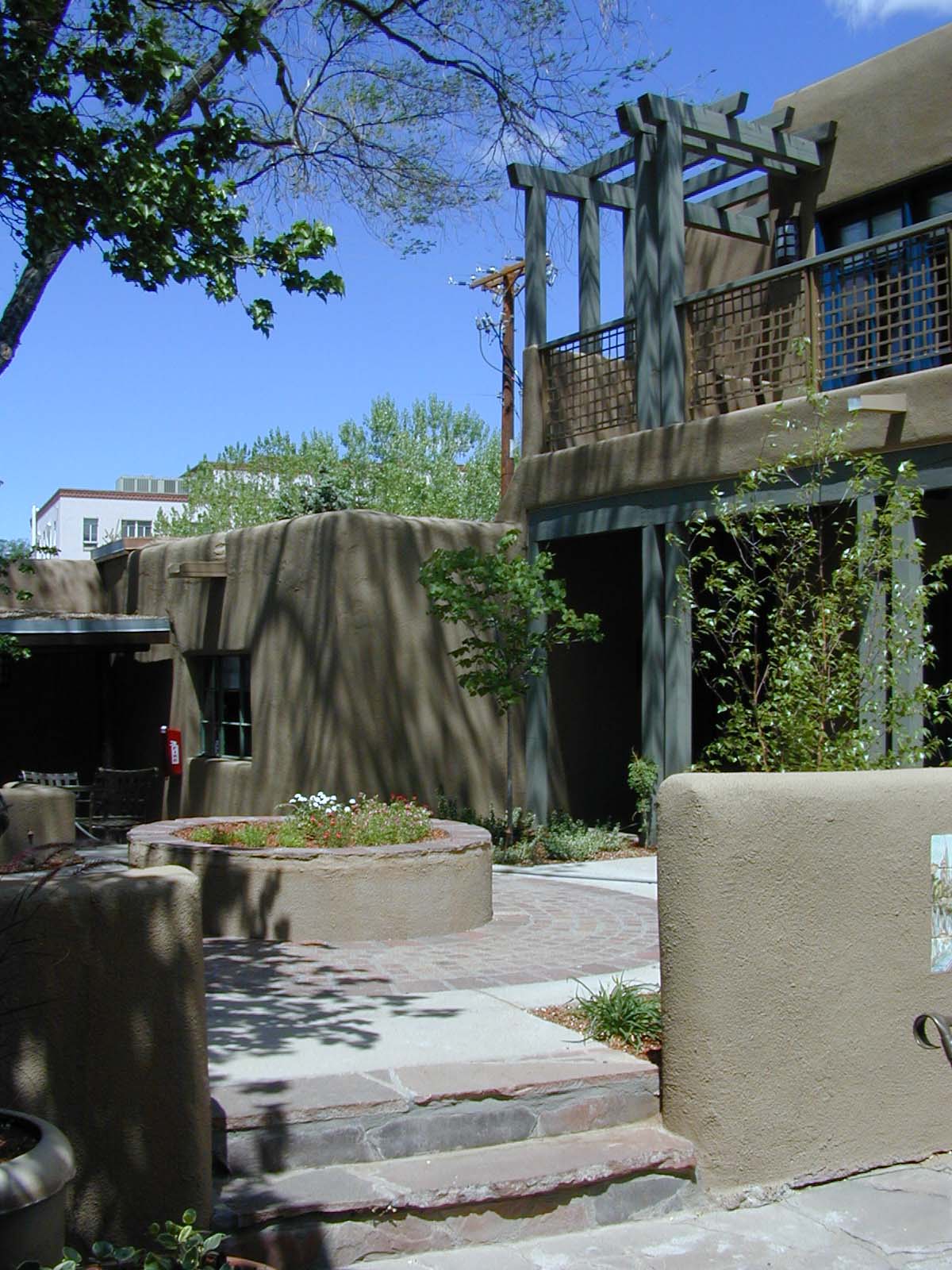 bldg-6-courtyard
